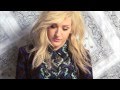Ellie Goulding Hearts Without Chains Pictures Audio