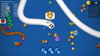 Huge Worm Dominates the Arena | Worms Zone.io Gameplay screenshot 1