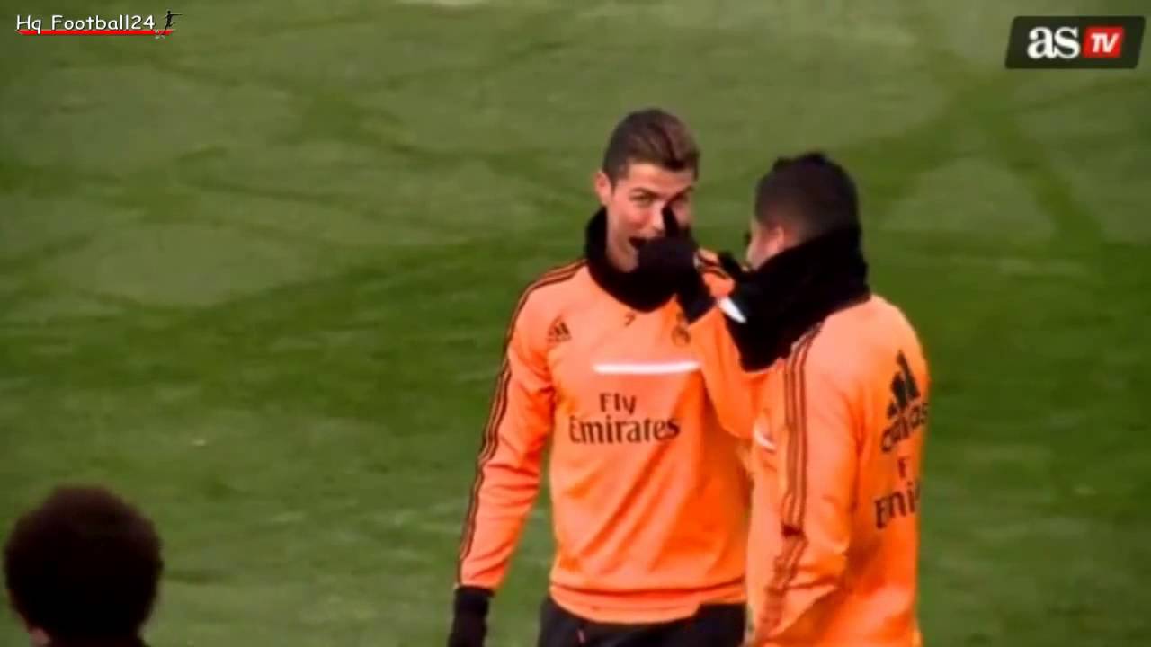 Cristiano Ronaldo ● Humilla a Pepe ● on Real Madrid Training 2014