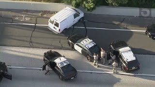 Hours-long police standoff with suspect shuts down Los Angeles freeways