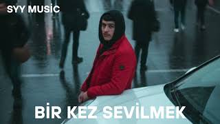 Bi̇r Kez Sevi̇lmek Taladro Tarzı Duygusal Rapkalbi Kırılanlara…