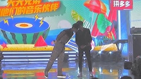 [EN/VN] [Wang Yibo x Xiaozhan] Trùng hợp ngẫu nhiên - trời sinh một cặp Vương Nhất Bác Tiêu Chiến