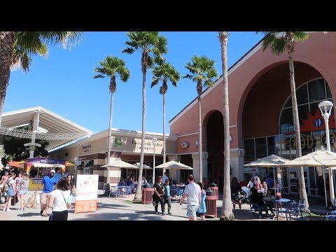 A Quick Tour Around The Orlando Premium Outlets At Vineland &amp; A Character Warehouse Fail!