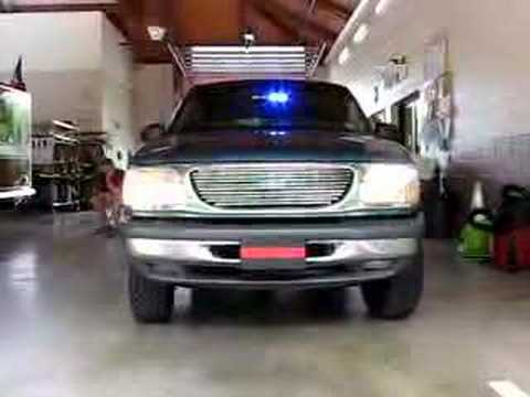 Ford Explorer Emergency Lights - YouTube