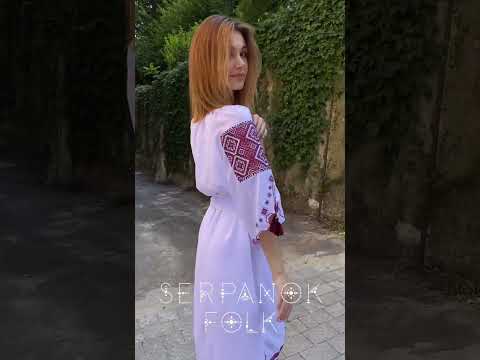 Біла шифонова жіноча