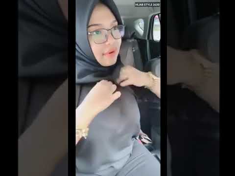 Janda cantik pake hijab payudara besar