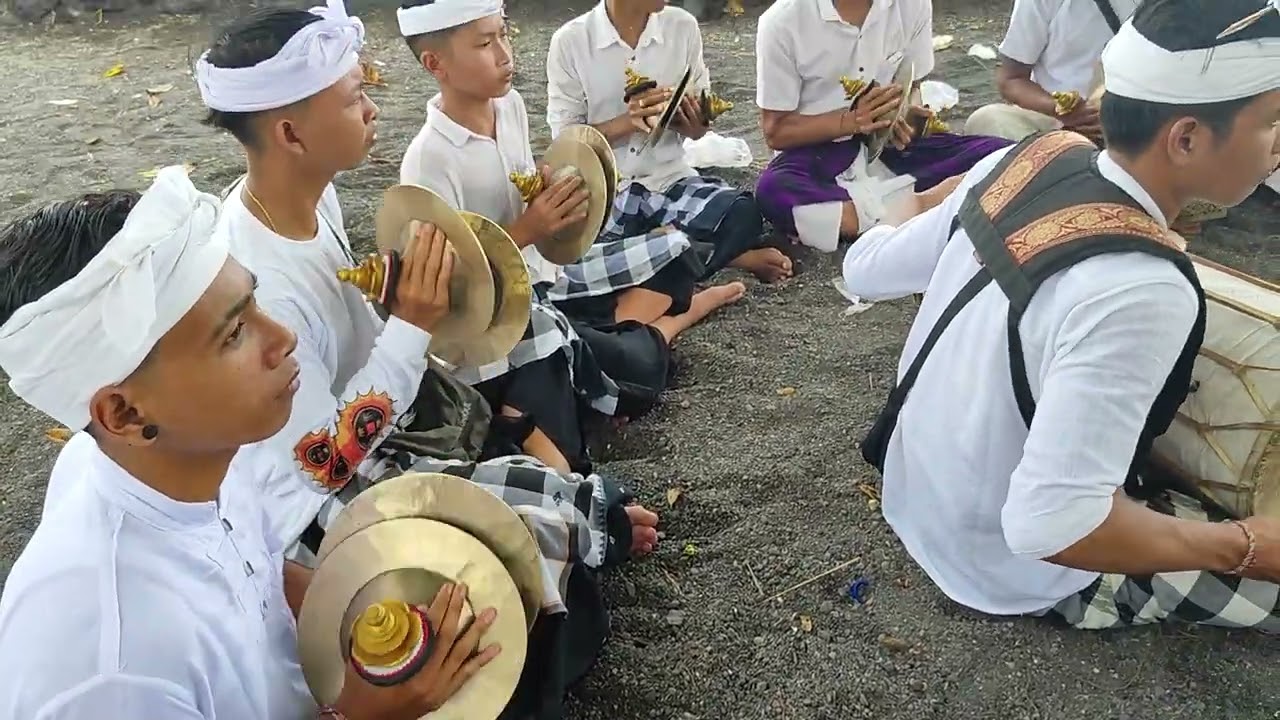 Baleganjur - PEDANDA MEWEDA - NGIRIM KE SEGARA JASRI 30 SEP 2025 DADIA DANGIN BALE AGUNG