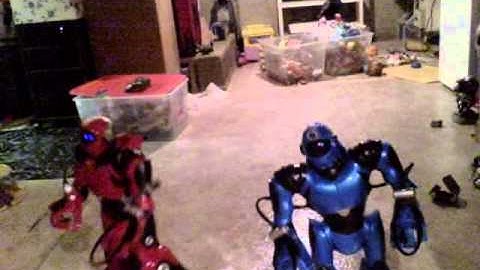 my robosapien v2s playing back there main program mode