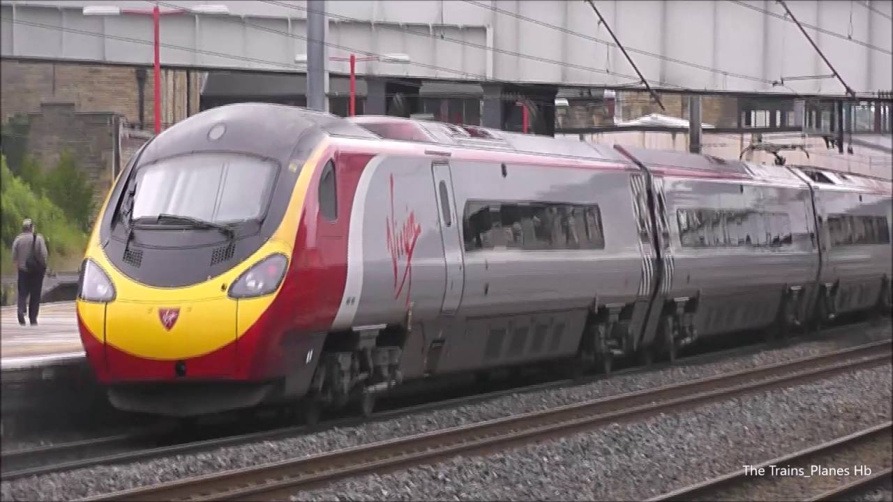 Trains at Lancaster Railway Station 23/7/16