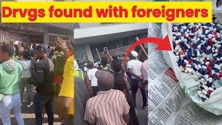 Watch what March and March found foreigners with in Pinetown😟