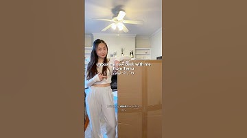 I found my new favorite desk! 🎧💻 #corporate #workfromhome