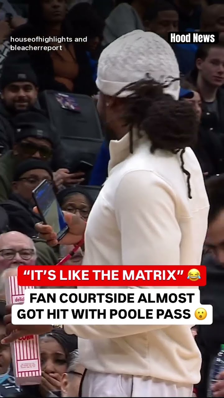 Fan almost got hit #hoodnews #fan #fans #reflexes #howto #omg #wow #how #howto #wtf #jordanpoole #us