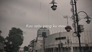 The Lantern - Satu Yang Ku Mau ft. sl-mon (Lyrics Video)