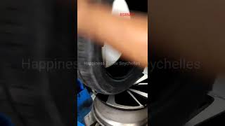 Indian man how to change tyre in car 🚗 Seychelles island