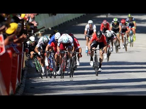 Video: Peter Sagan disqualifizierte sich von der Tour de France 2017 wegen Elbow auf Cavendish