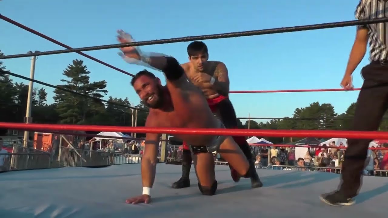 08/14/2015: Teddy Goodz vs. Will Wrightington with Marshall McNeil