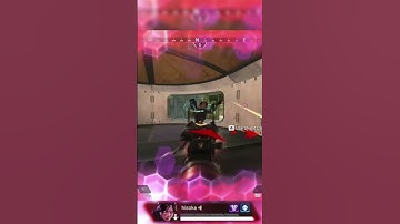 This Guy Is An Aimbot #apex #shorts #apexlegendsclips