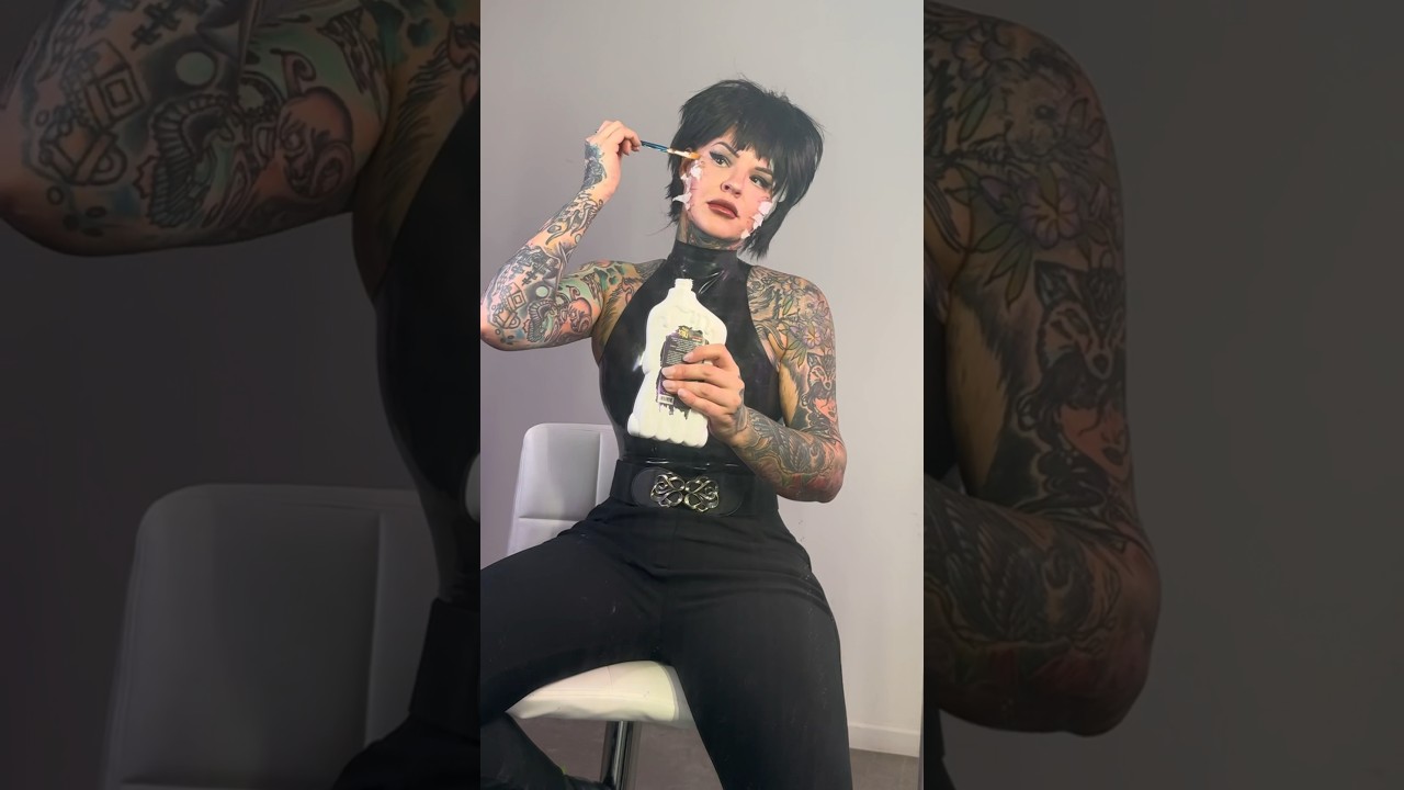 Burns don’t show up over my tattoos 🤷🏻‍♀️ #makizenin #jujutsukaisen #shortsfeed #shortsvideo