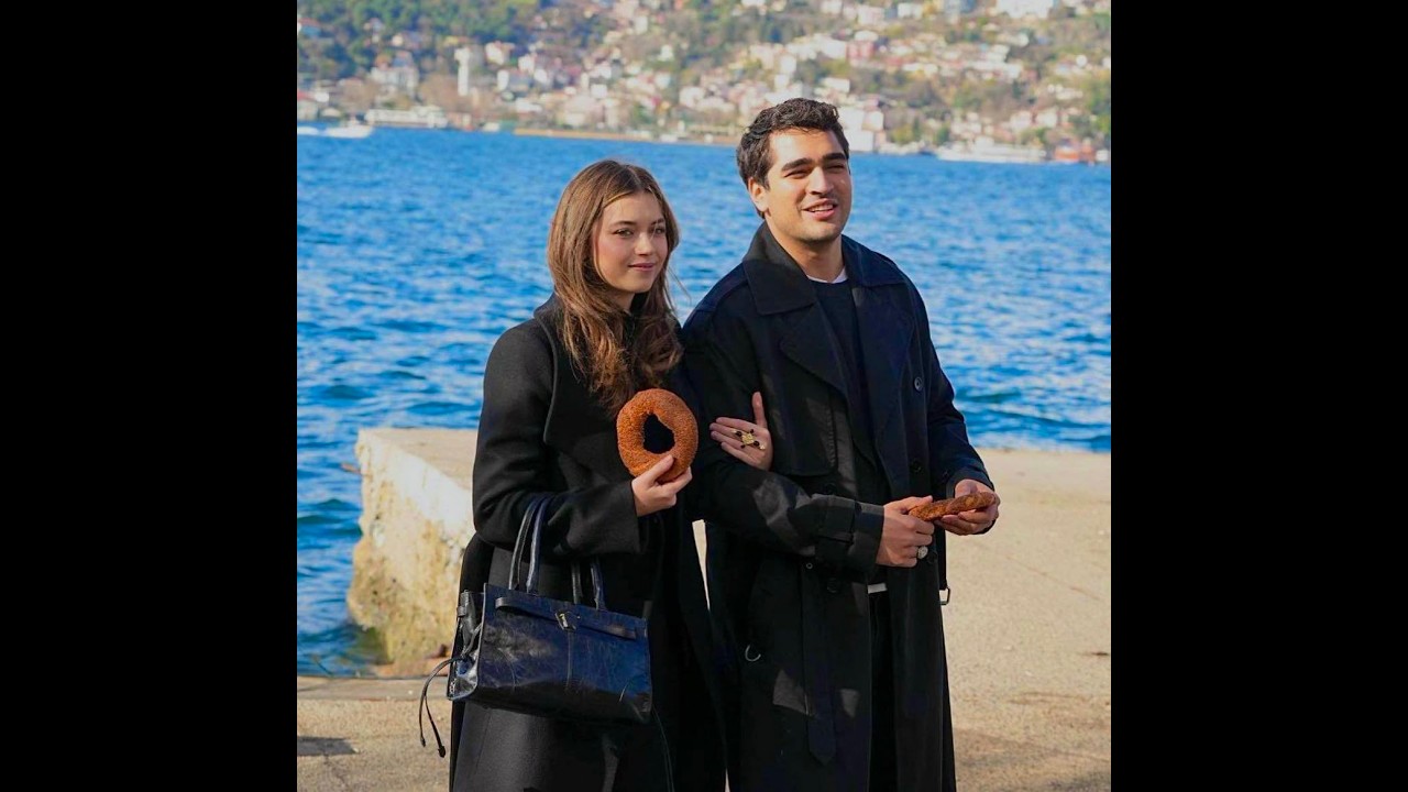 Afra Saraçoğlu and Mert Ramazan Demir They eat together