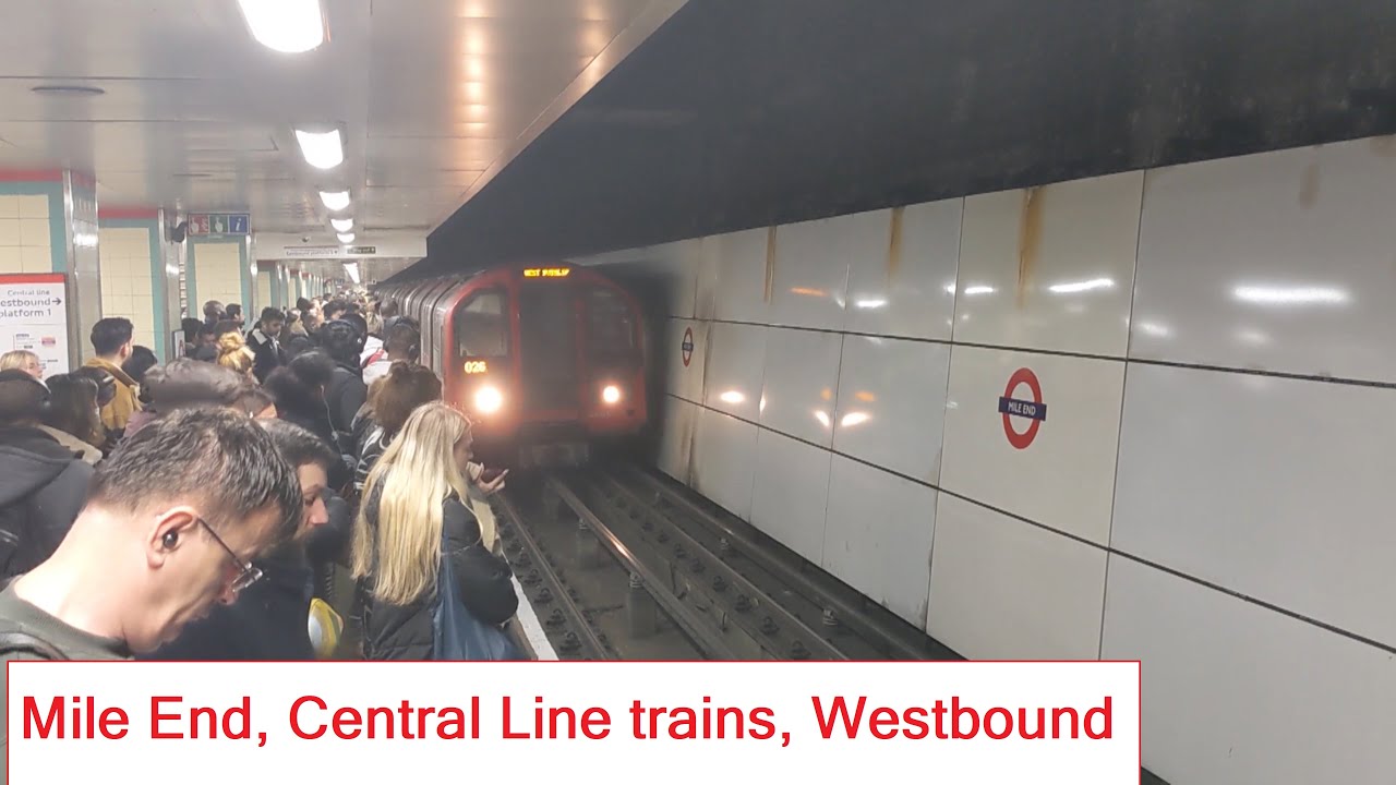 Rush hour Mile End London Underground trains, Central Line, westbound