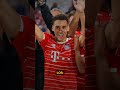 ER IST ZURÜCK! 🧤