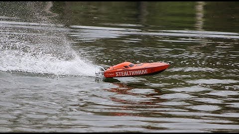 Pro Boat Stealthwake with adjustable strut - we fix the handling