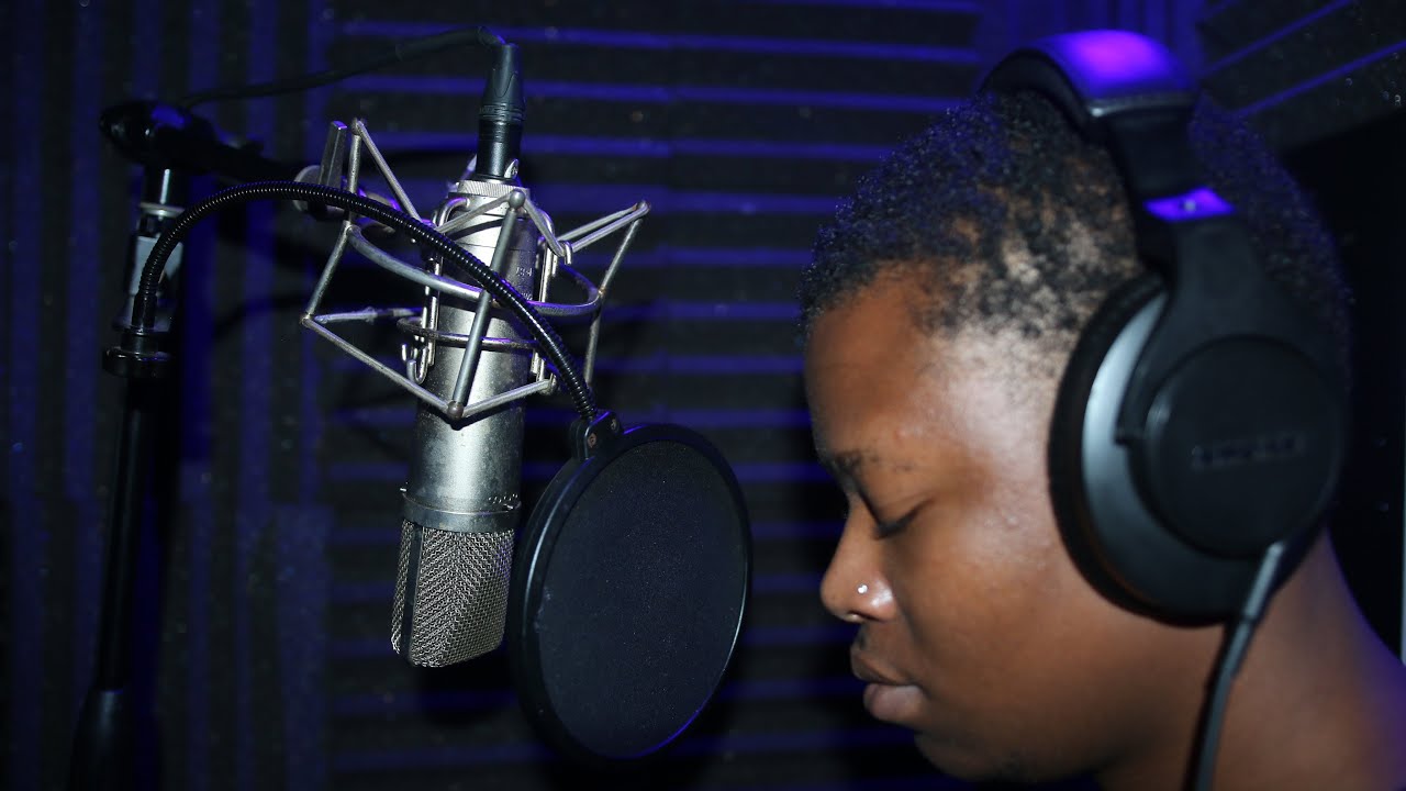 Studio vlog with Rizz Doll,DeeDay and the gang