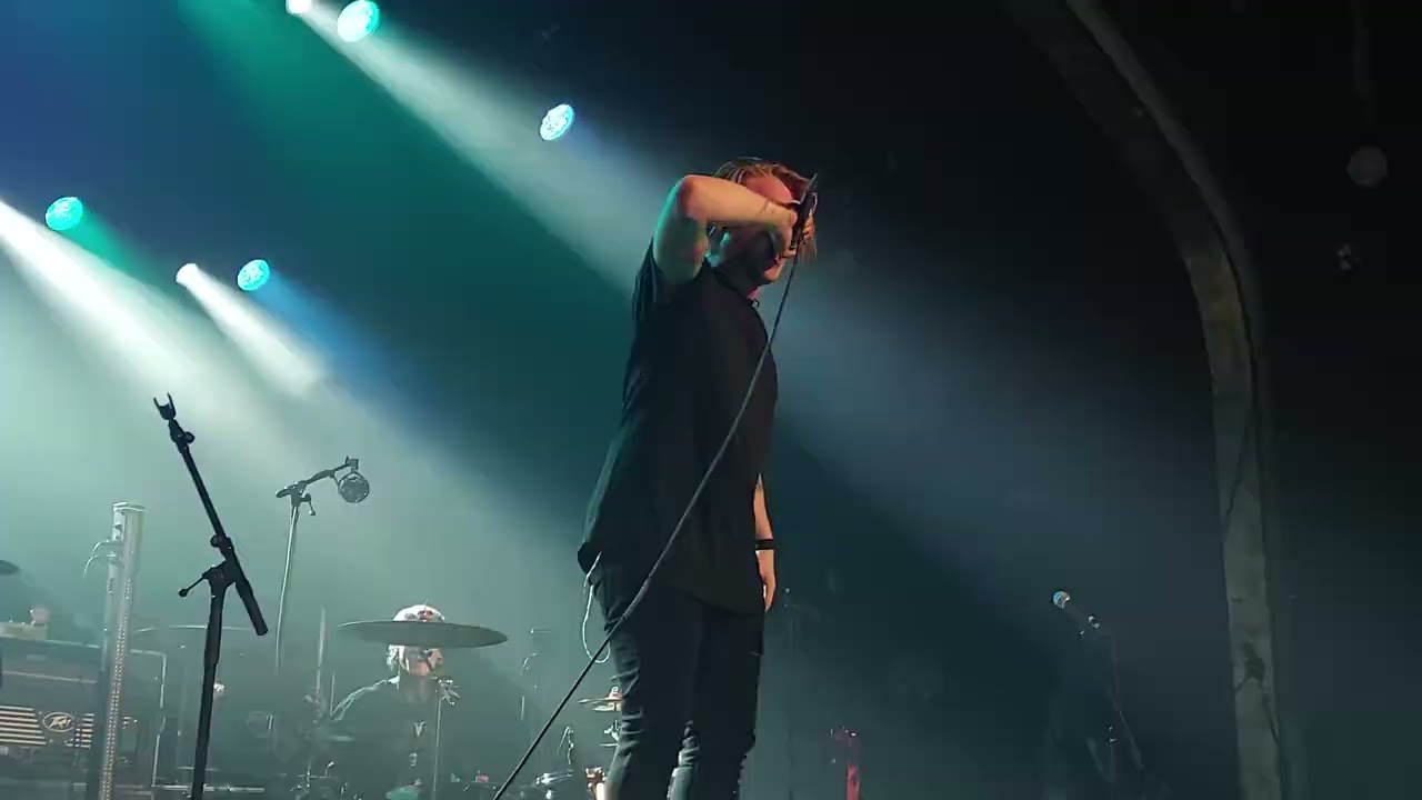 BURY THE DARKNESS - Prey On The Weak live in Phoenix, AZ 2023