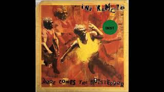 INI KAMOZE  -  HERE COMES THE HOTSTEPPER ( instrumental) Resimi