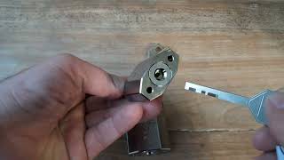 2 X ANCHOR LÅS 810-1 S20 /Sweden/Keyed Alike Padlock With 4 keys