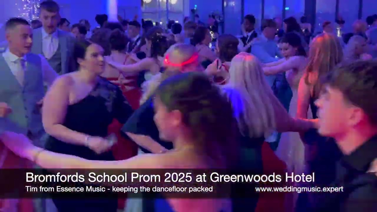 Packed Dancefloor | Best School Prom DJs in Essex, London & the South East!