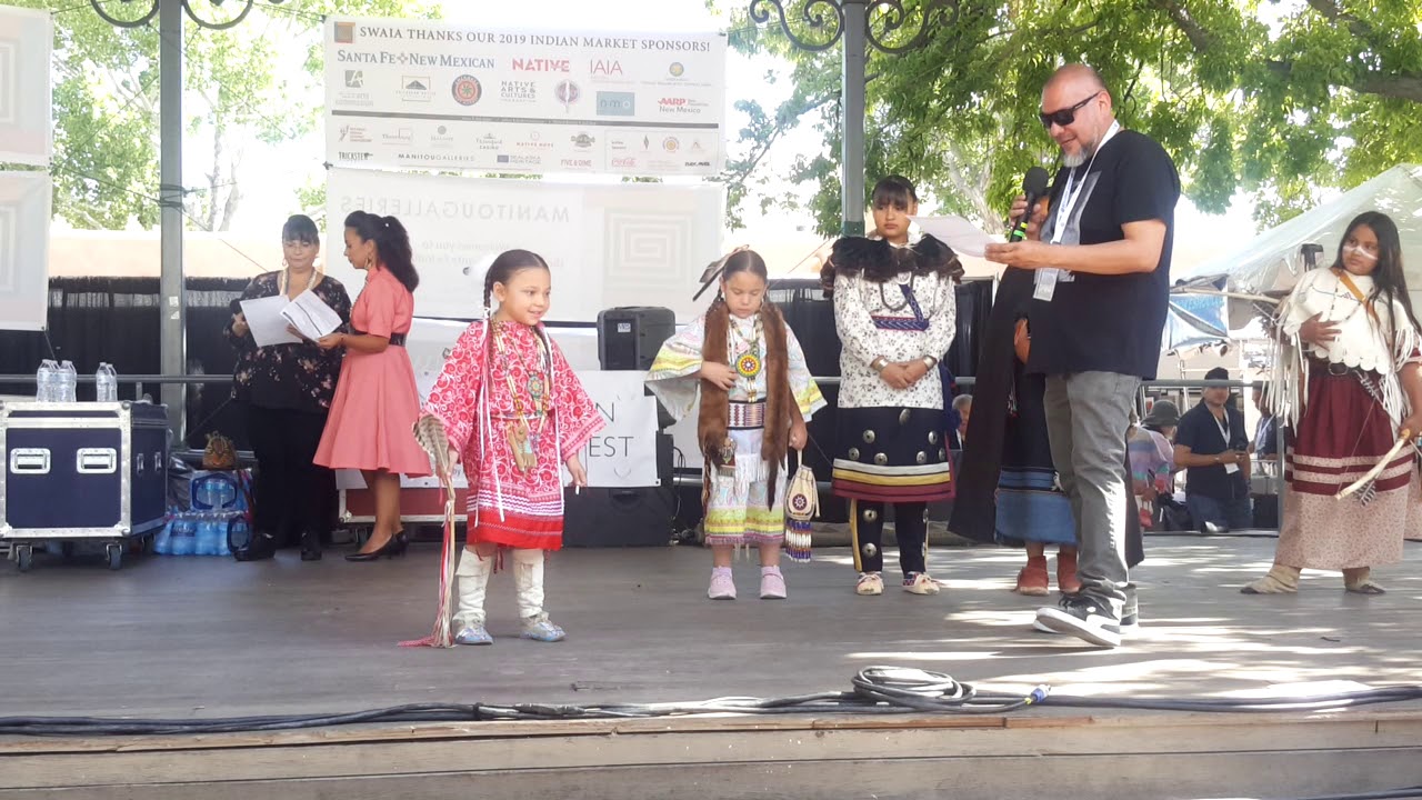 SF INDIAN MARKET 2019  - TRADITIONAL NATIVE AMERICAN CLOTHING CONTEST  -  Young Girls