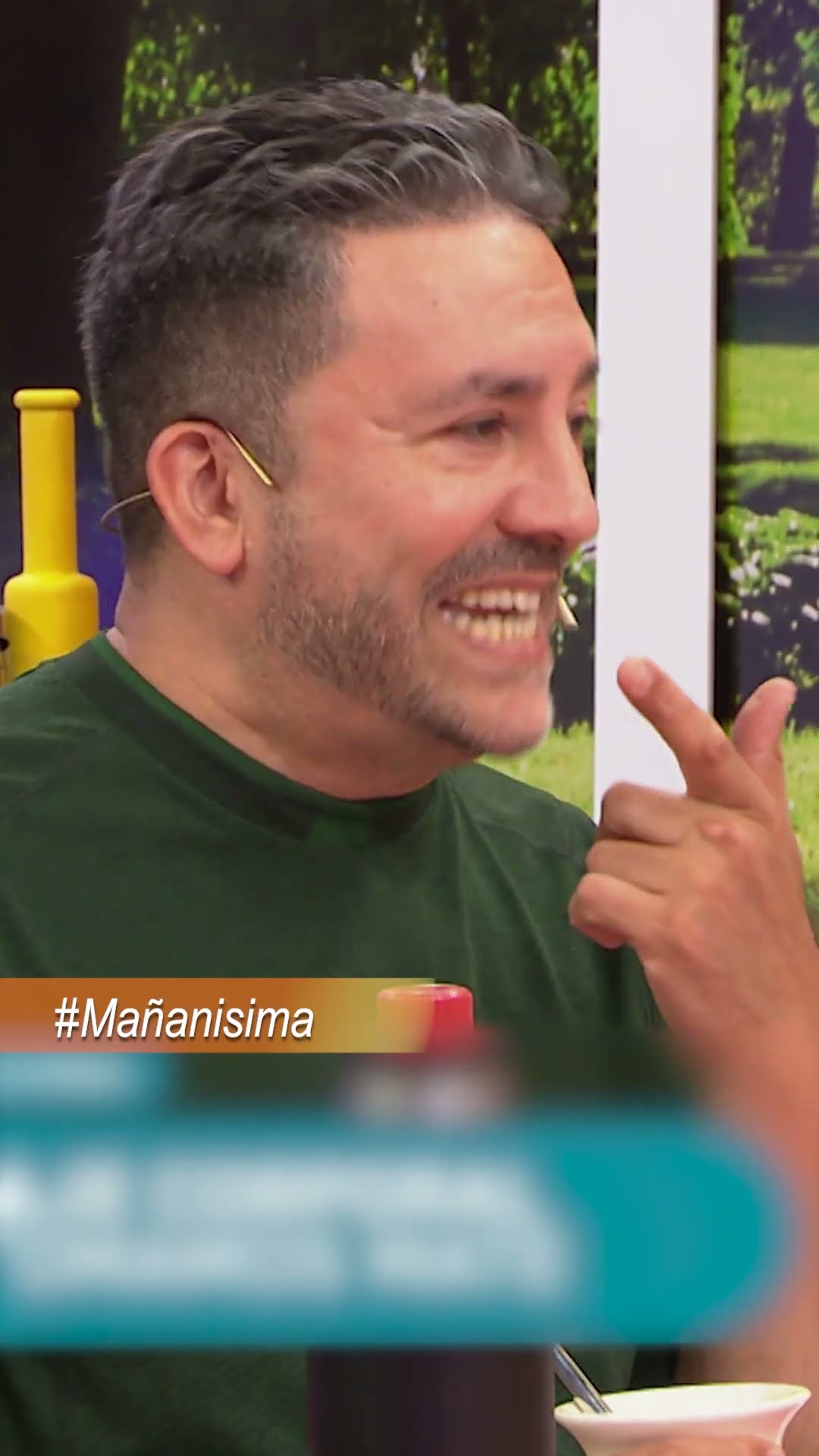 LA SALIVA DE OTRO, LO PRIMERO QUE TOMAMOS ? POLÉMICA CHARLA DE MATE EN MAÑANÍSIMA