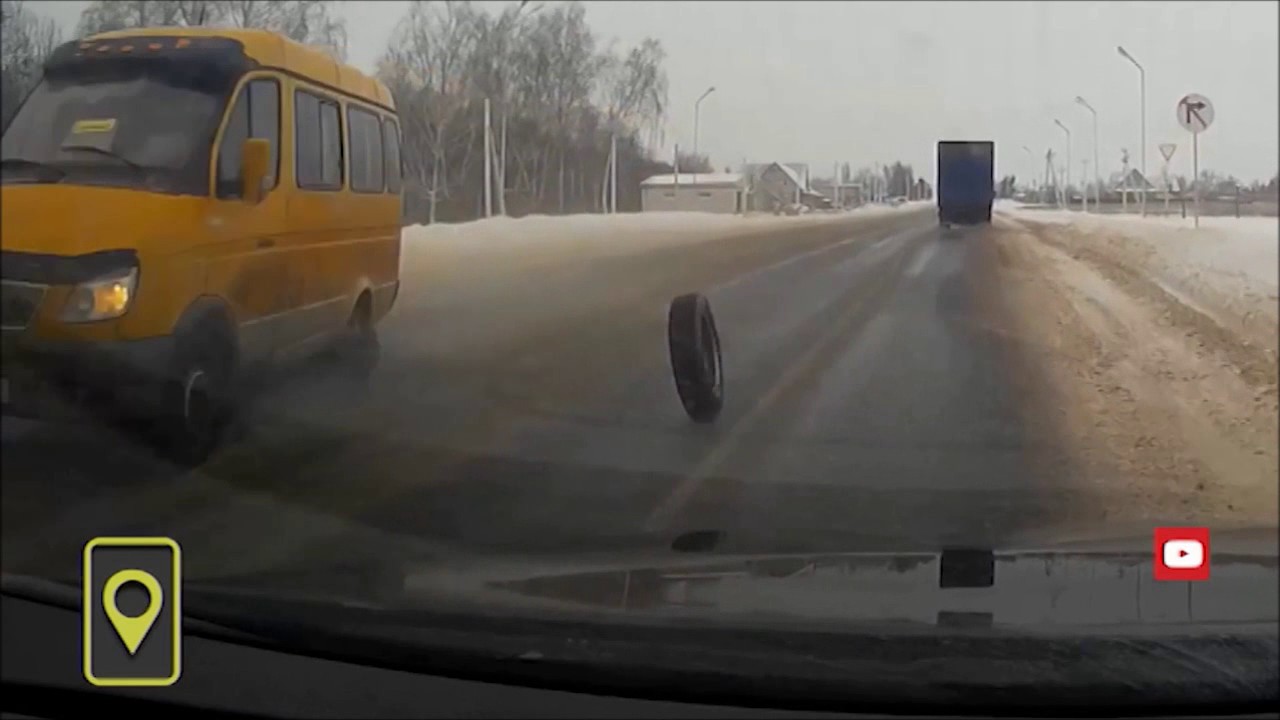 Отвалилось колесо у машины