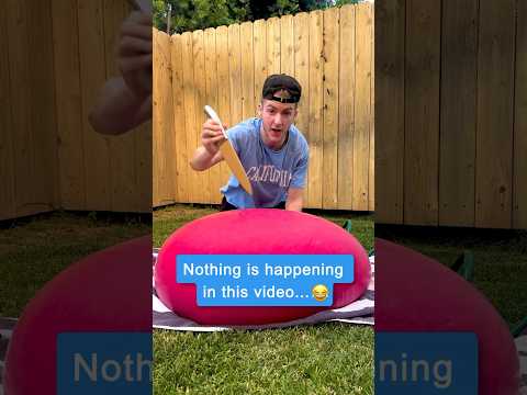 Nothing is happening in this video… 🤨