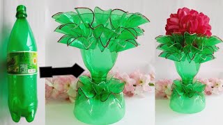 Waste plastic bottle craft idea 😱♥️🎯plastic recycling idea 🔥🎪🌏Beautiful flower vase making