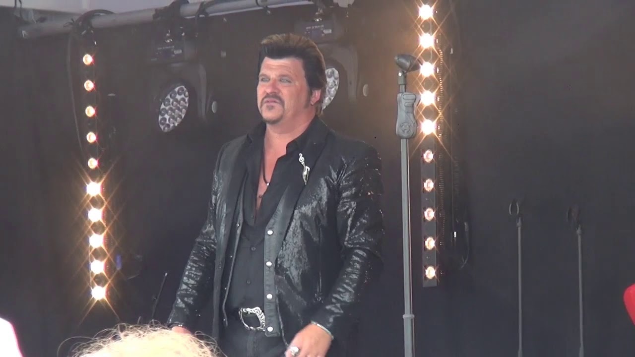 johnny franck show live J hallyday requiem pour un fou,tes tendre année