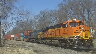 BNSF 8124 & CSX 331 Lead Stack Train, Colona, IL