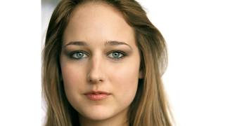 SEXY PHOTOS OF LEELEE SOBIESKI