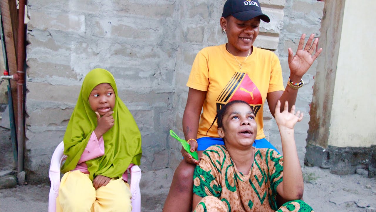 USIROPOKE MANENO HAYA MBELE YA MTOTO,, UTAUMBUKA (@asmacomedian9021 )