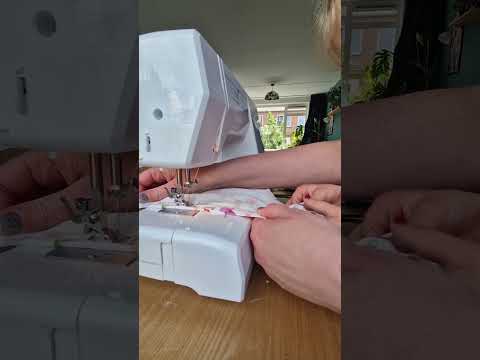 Ons projectje samen: een rok maken 🌸✂️🪷 #diy #sewing #skirttutorial