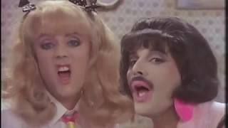 Queen - I Want To Break Free (Acoustic Version)