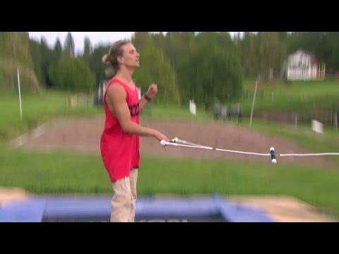 Video: Hur man hoppar på en wakeboard