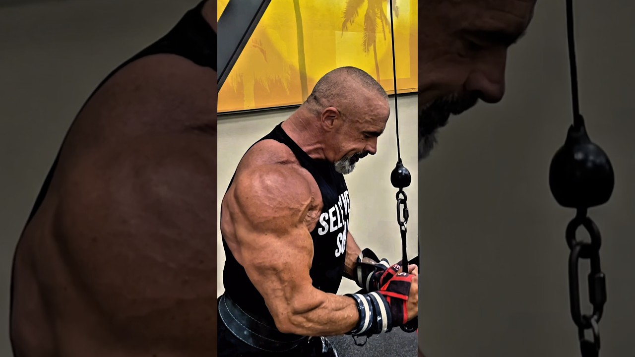 TRICEPS DAY #triceps #workout #motivation