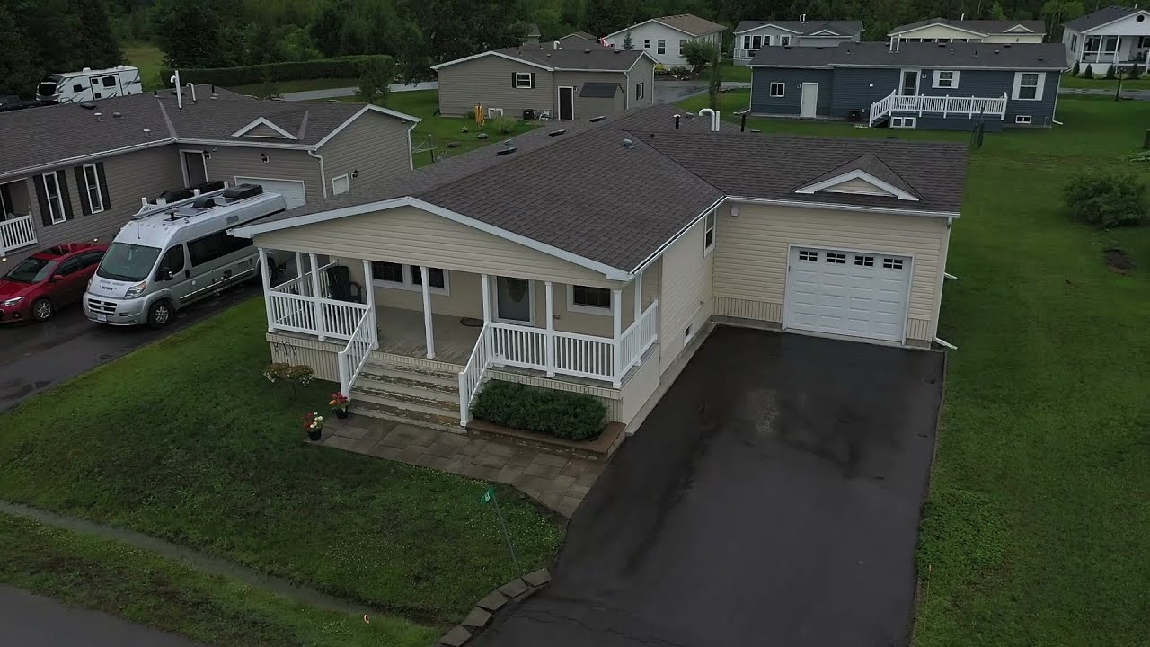 61 Creekside Circle YouTube