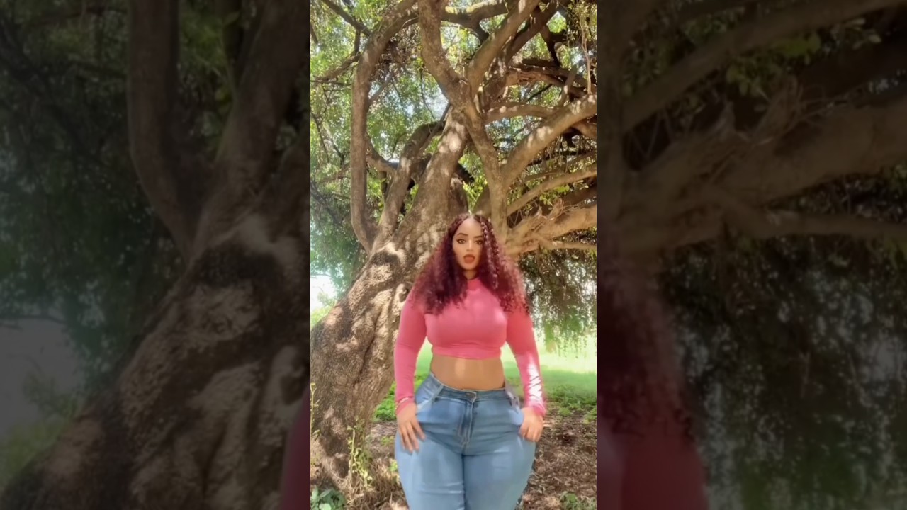 Arab Curvy Plus Size Women Fashion | Modest & Elegant Looks