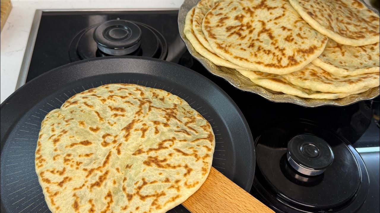 Öyle Bir Yöntem ki Oklava Merdane Yok Yumuşacık Pamuk Gibi İçi Dolgulu Bazlama Tarifi sahur tarifler