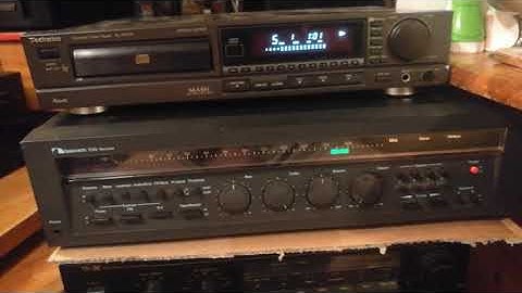 Technics  SL-P477A. compact disc player.optical out.