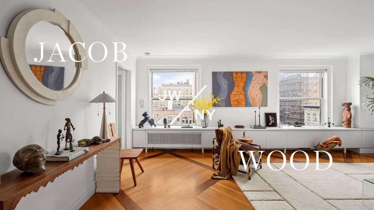 Beautifully redesigned classic-6 with cityscape views on Riverside Dr!