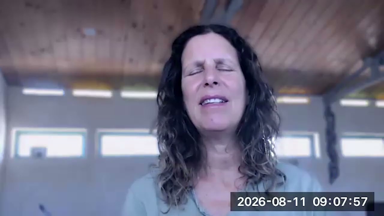 ****************************************************************************
לעדכונים על פעילויות מדיטציה ודהרמה עם לילה, חומרים כתובים והשראות - 
האתר של לילה קמחי  https://www.ThisFreedom.com

לפודקסט של לילה, בספוטיפיי ובפלטפורמות נוספות -  https://open.spotify.com/show/5SILhRi8rnLK0Uc3THdOAR
******************************************************************************